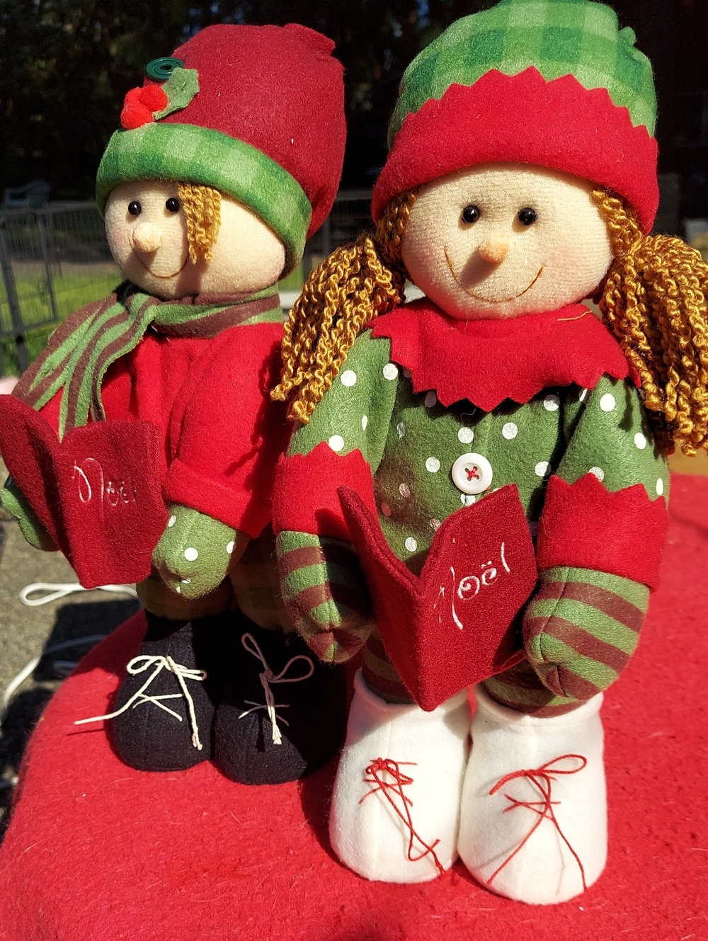 Abrand Red and Green Singing Caroler Doll Pair